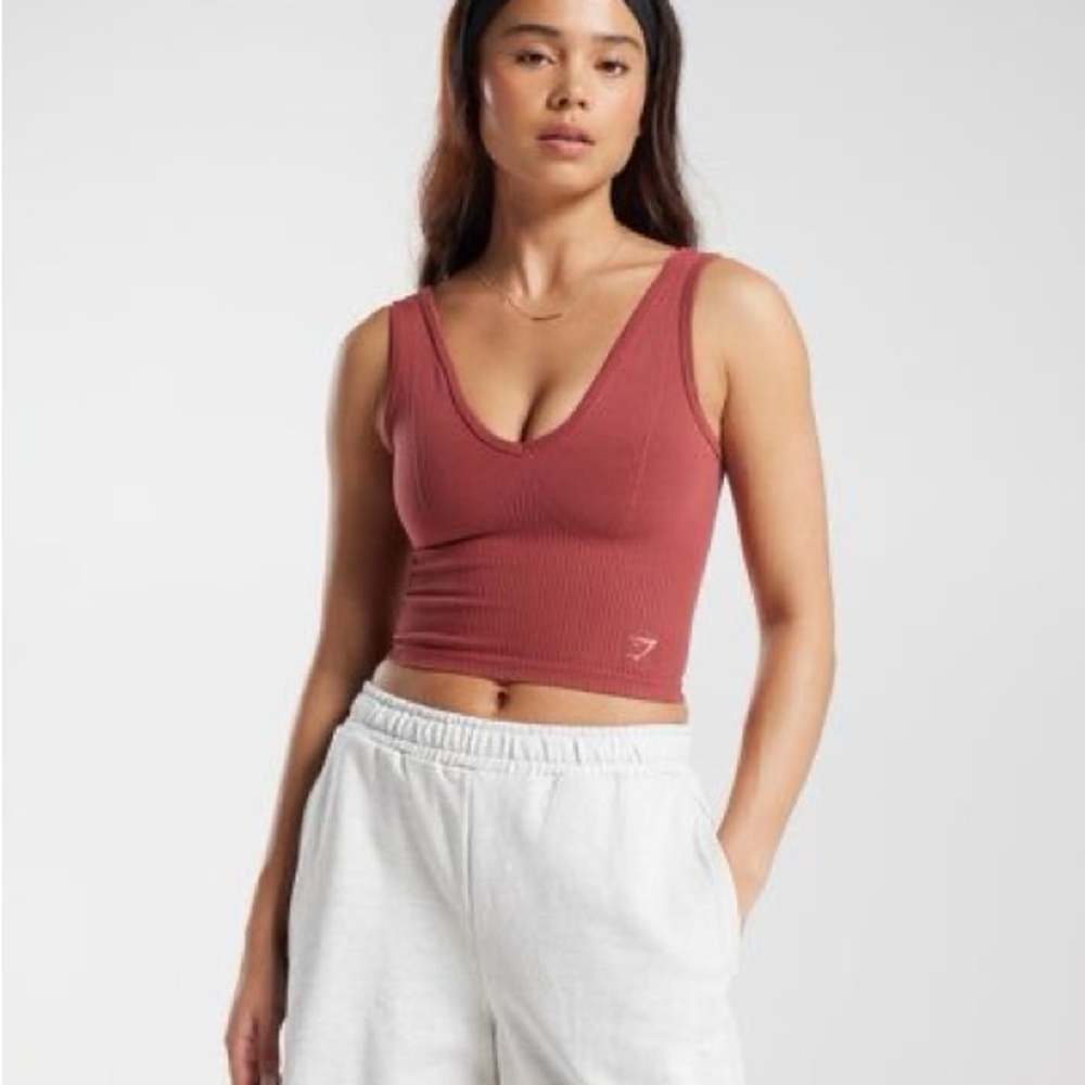 Gymshark Ribbed V-Neck Crop Tank in Dusty Rose
